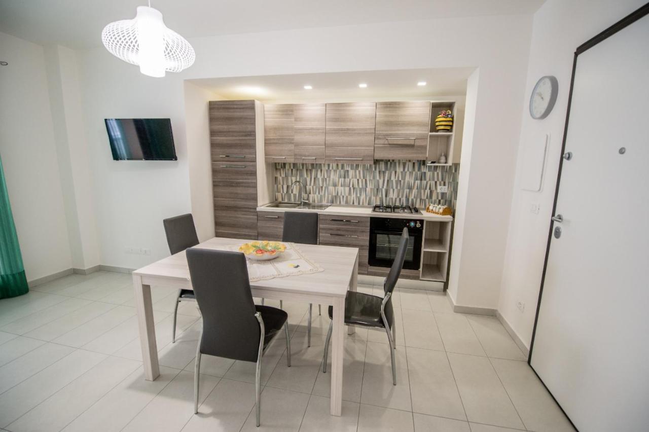 Home Square ميلاتسو المظهر الخارجي الصورة
